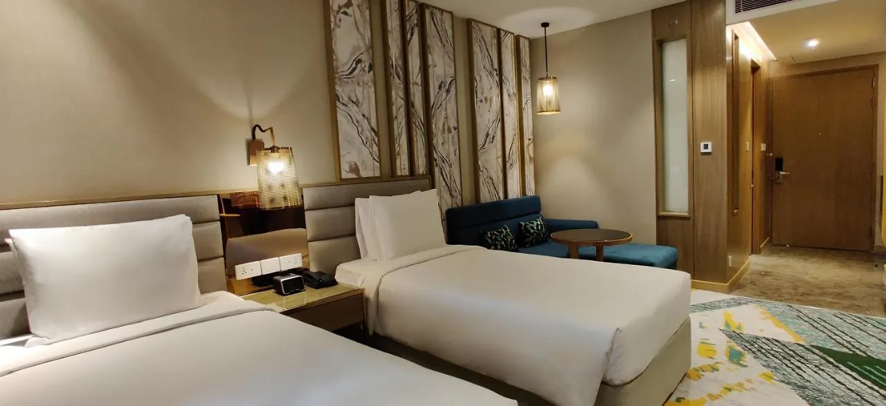 **** Hotel Holiday Inn Chandigarh Zkp By Ihg Zirakpur India