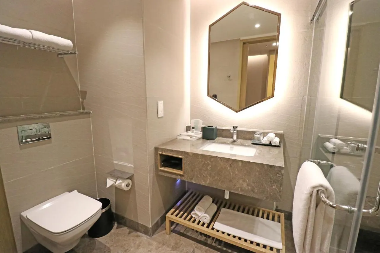 Holiday Inn Chandigarh Zkp By Ihg Zirakpur Hotel