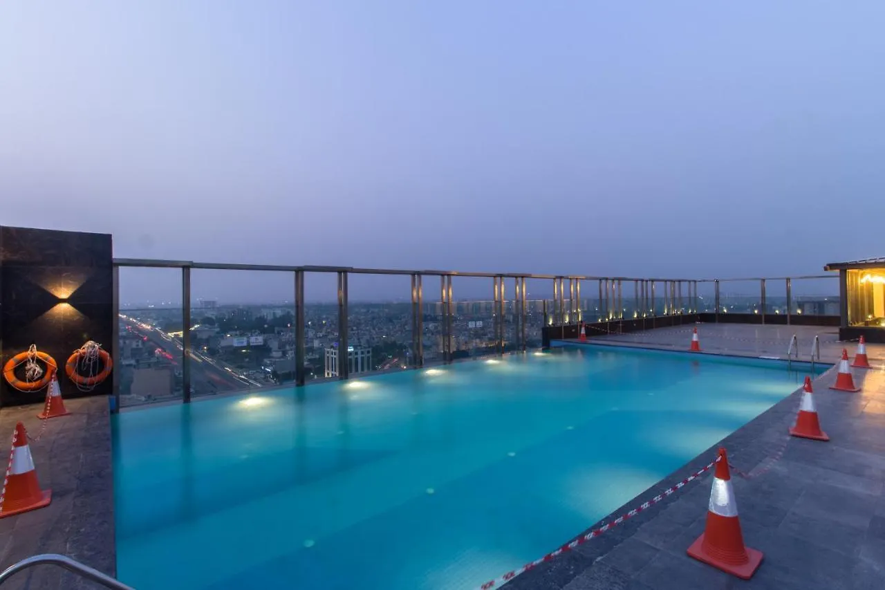 Hotel Holiday Inn Chandigarh Zkp By Ihg Zirakpur