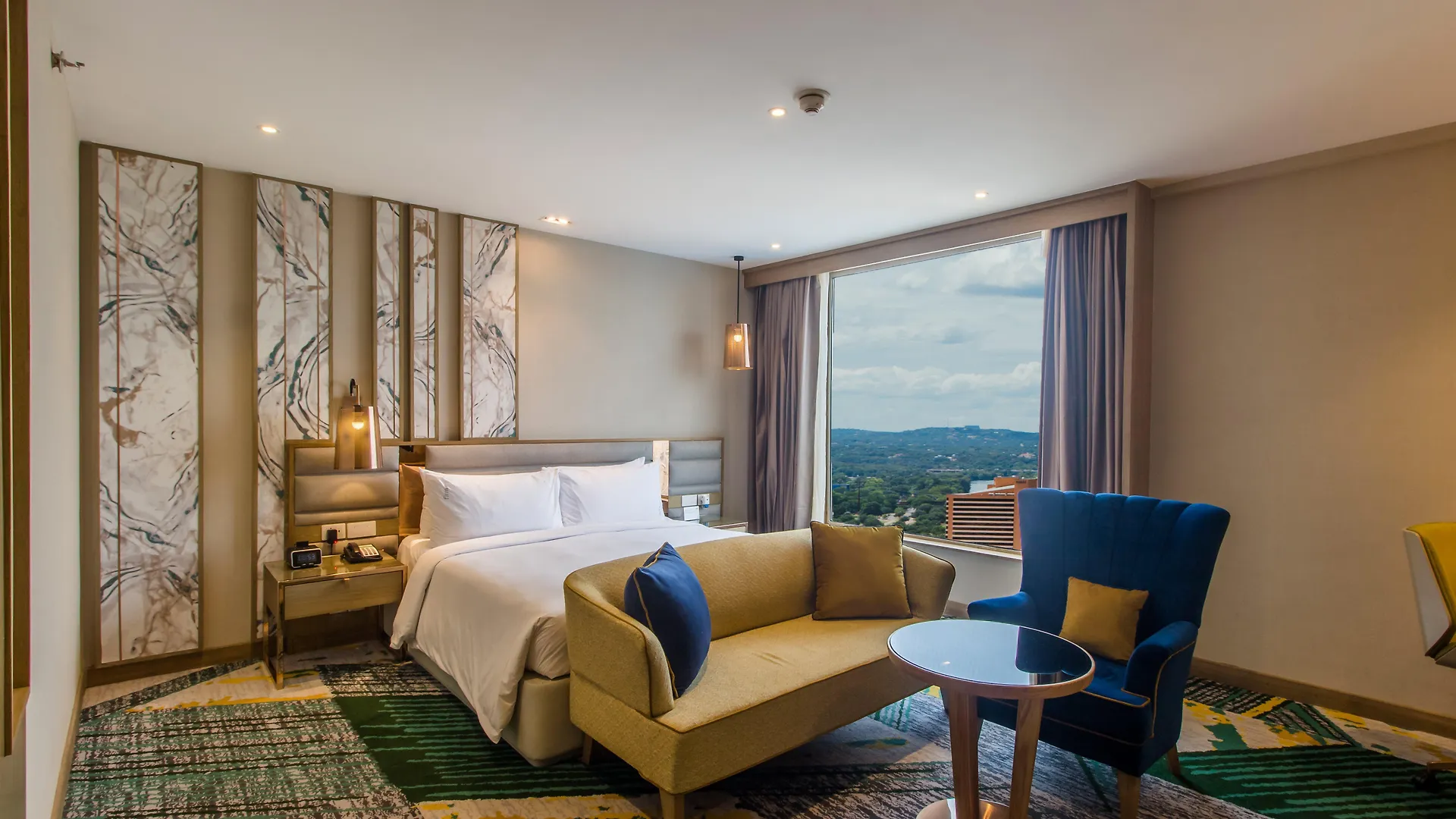 Hotel Holiday Inn Chandigarh Zkp By Ihg Zirakpur