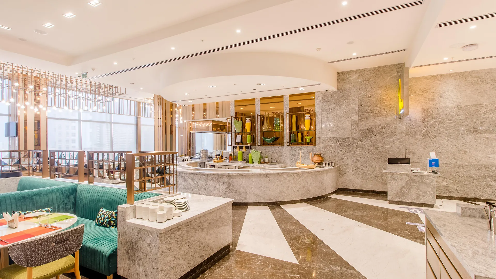 Holiday Inn Chandigarh Zkp By Ihg Zirakpur فندق